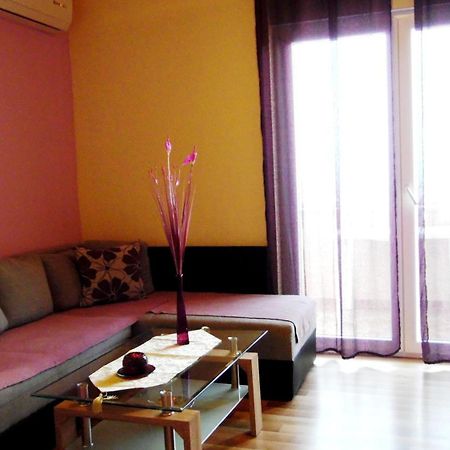 Sara Apartments Makarská Pokoj fotografie