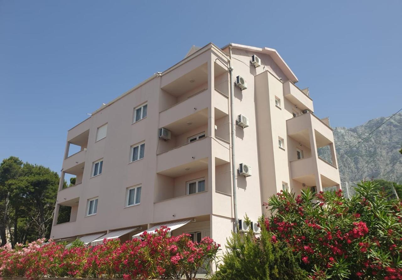 Sara Apartments Makarská Exteriér fotografie