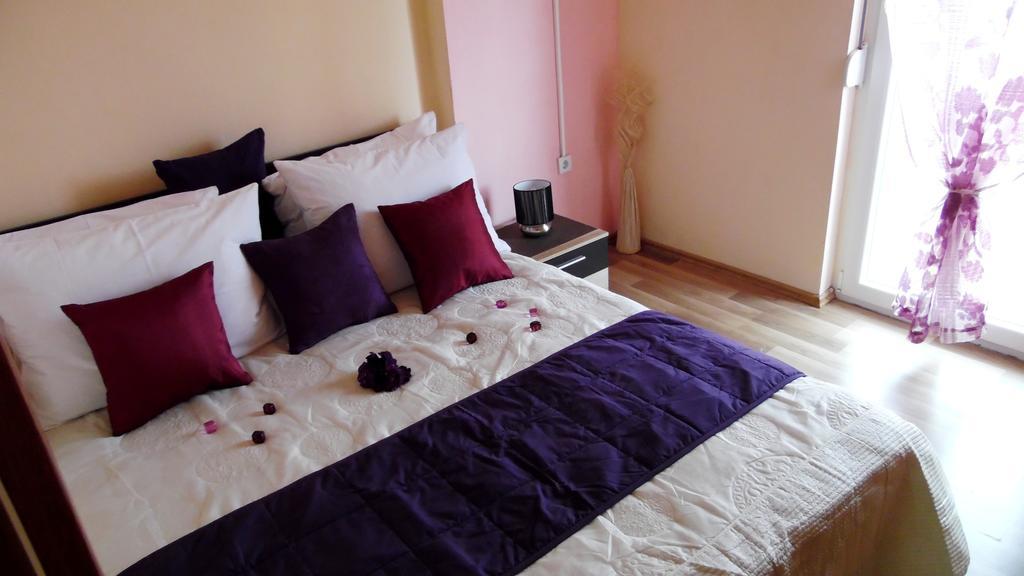 Sara Apartments Makarská Pokoj fotografie