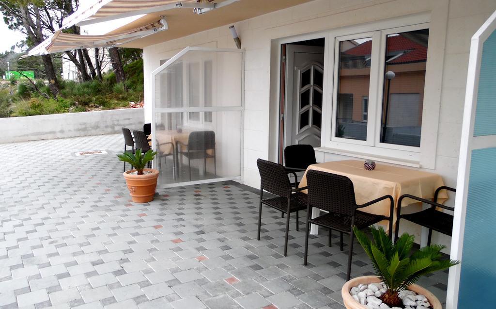 Sara Apartments Makarská Pokoj fotografie