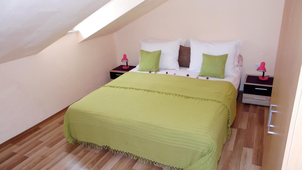 Sara Apartments Makarská Pokoj fotografie